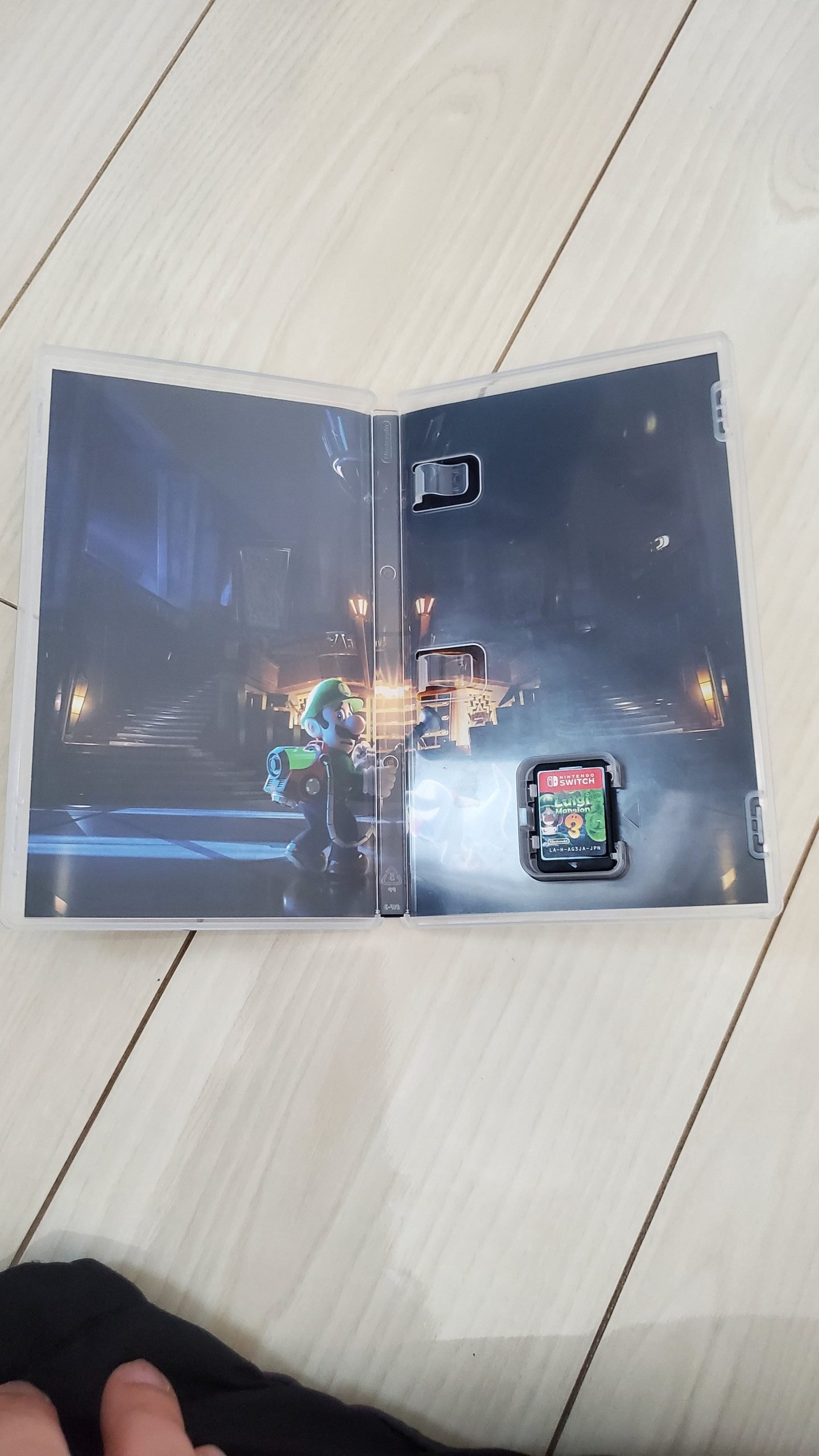 Nintendo switch Luigi mansion 3 - Imagem 2