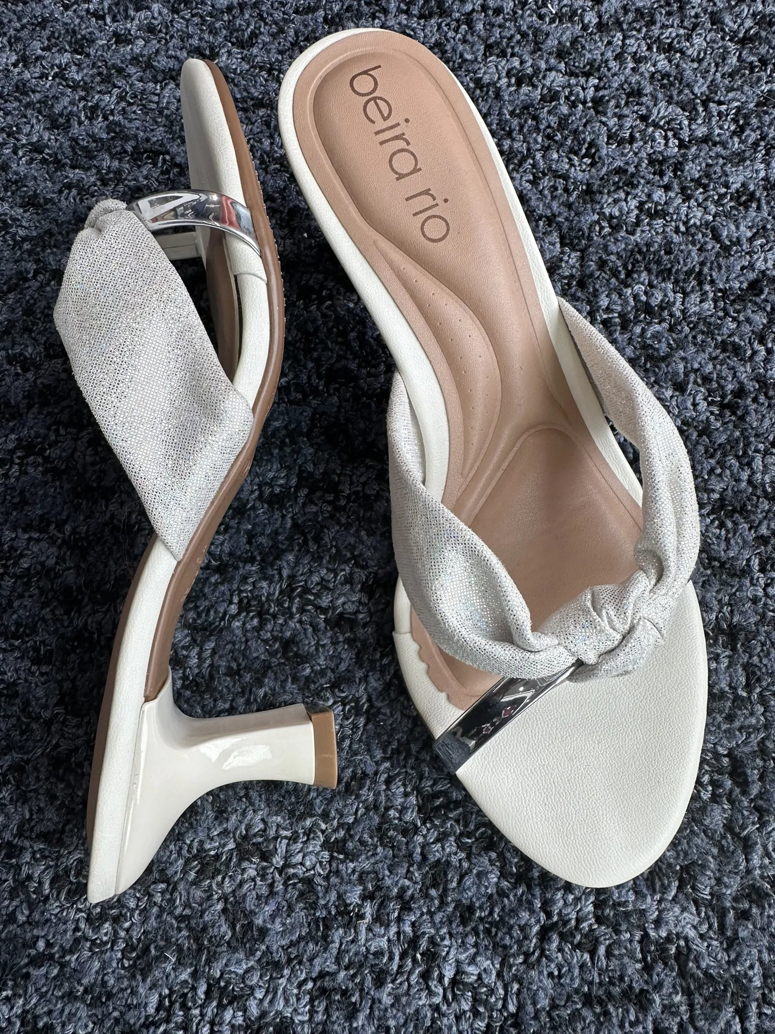 Sandalia Tamanco Salto Taça Strass Beira Rio Conforto - Imagem 4