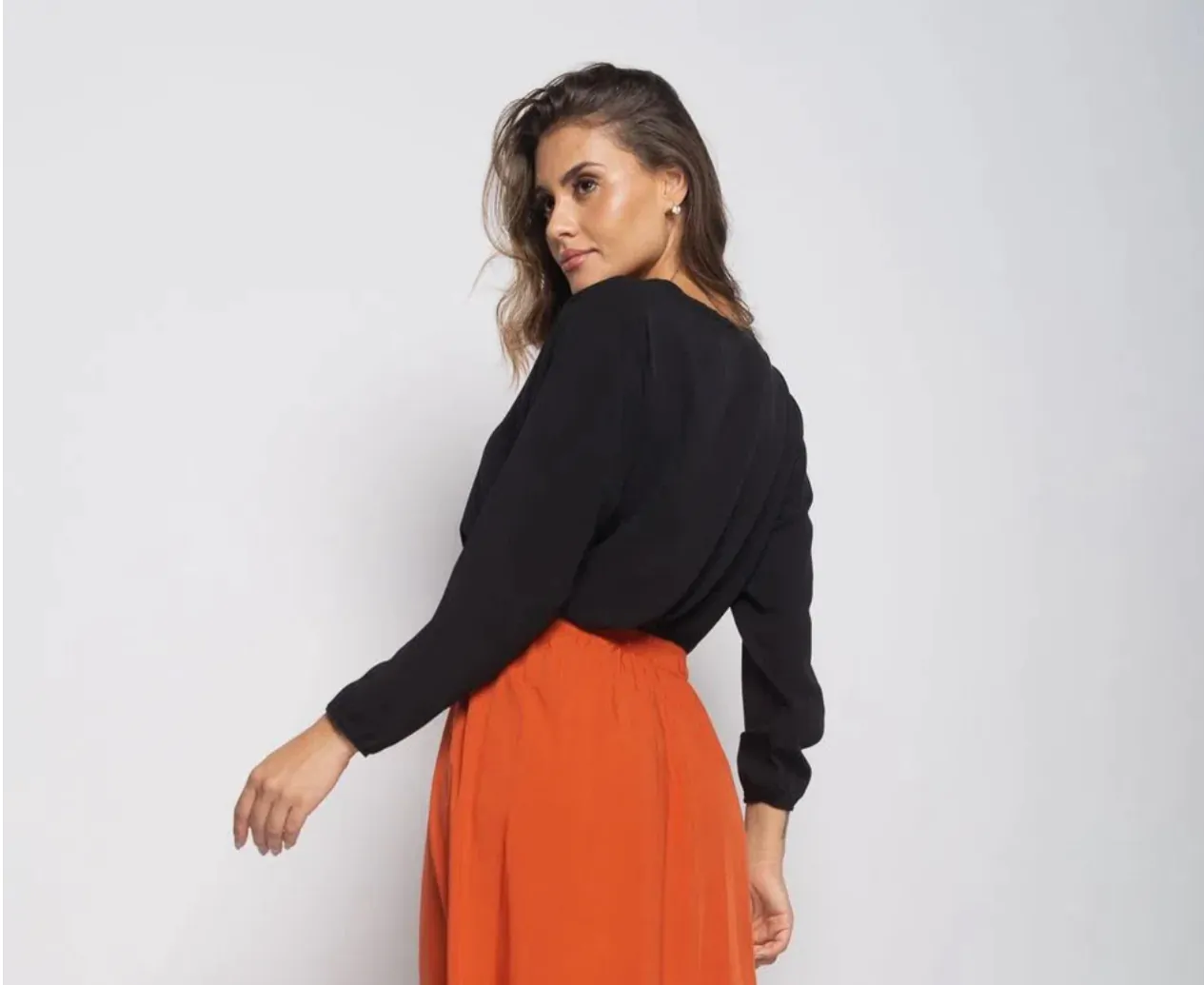 Blusa gola V manga longa Viscolinho Salvatore - Imagem 3